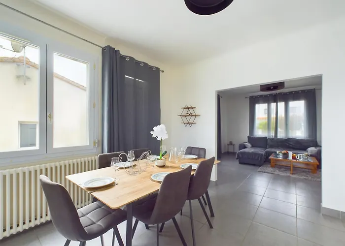 A 2,7 Km De La Plage, Maison Au Calme Pour 6 Holiday home *